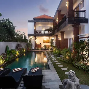 Sujiwa & *** Ubud