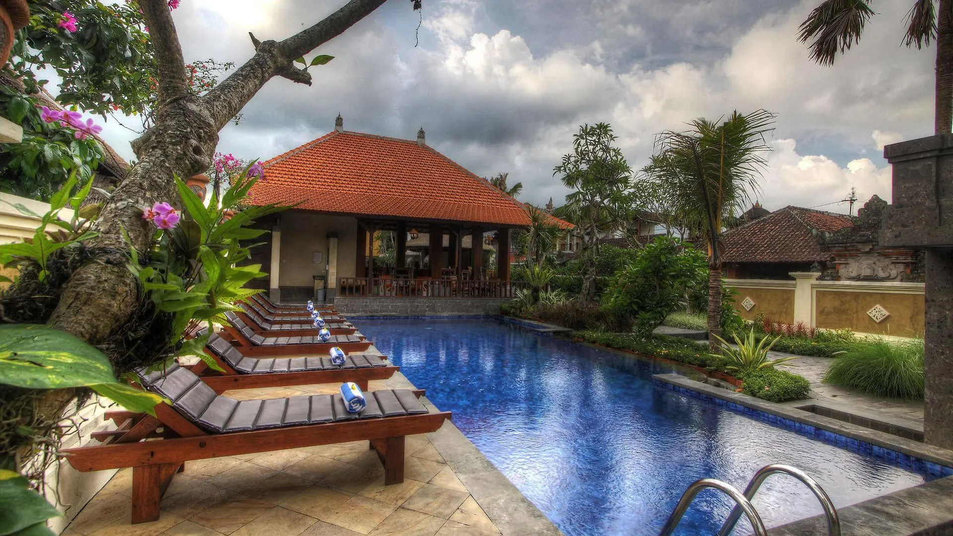 Inata Hotel Monkey Forest Ubud